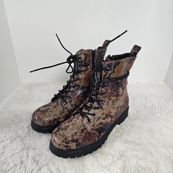 So Brown Faux Snakeskin Lace Up Combat Boots Punk Goth Lug Sole 8.5 - Picture 1 of 14